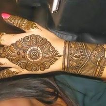 Henna hand - Royal Beauty